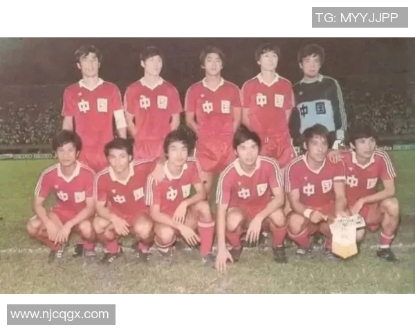 足球明星们对中国足球现状的犀利吐槽引发热议与反思